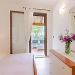 Appartement Flacher Rasen Rechts By Interhome Specchiolla