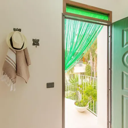 Flacher Rasen Rechts By Interhome شقة